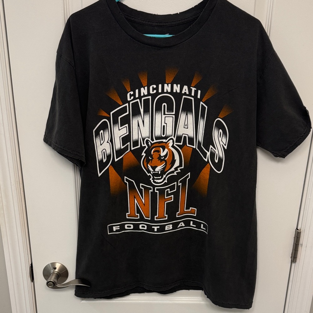 Junk Food Clothing Black Cincinnati Bengals men’s tee